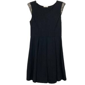 NWOT SOPRANO Dress M Crystal Beaded Flutter Sleeve Fit & Flare Pleated Knee